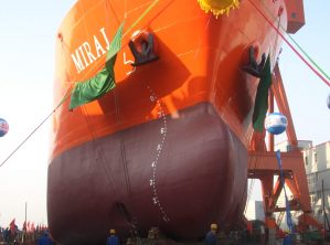 إطلاق السفينة معراج نوفمبر ٢٠٠٥ في تشينغداو
